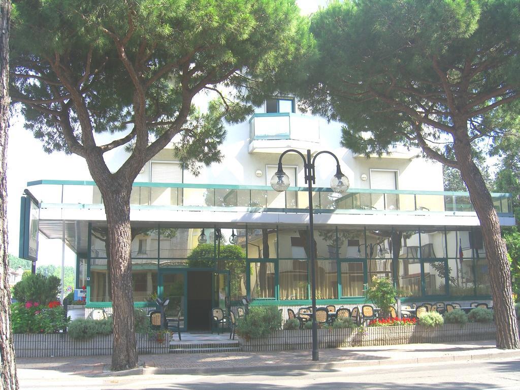 Hotel New Tiffany'S Park à Jesolo Extérieur photo