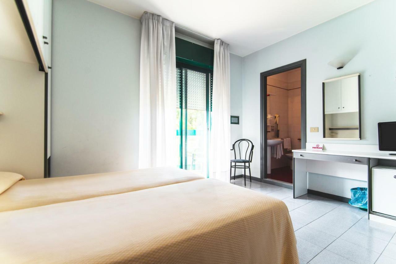 Hotel New Tiffany'S Park à Jesolo Extérieur photo